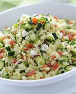 Insalata di semi di orzo, taggiasche, pomodori secchi, 'nduja, salva, topinambur, pesto di basilico......(G)