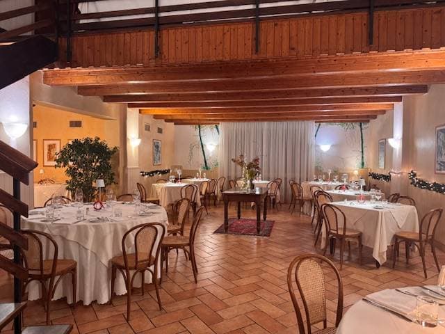 salone hostaria san carlo